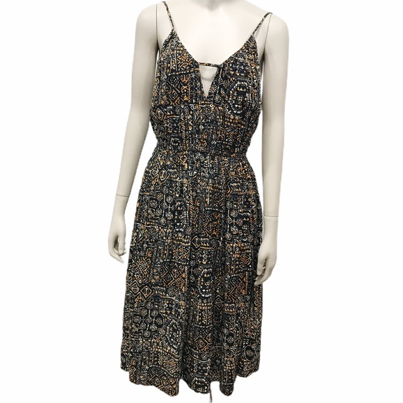 Volcom Dresses & Skirts - Volcom sundress geometric pattern M 12 dress